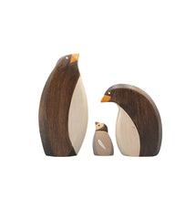 Brin d’Ours Wooden Penguin (looking up)